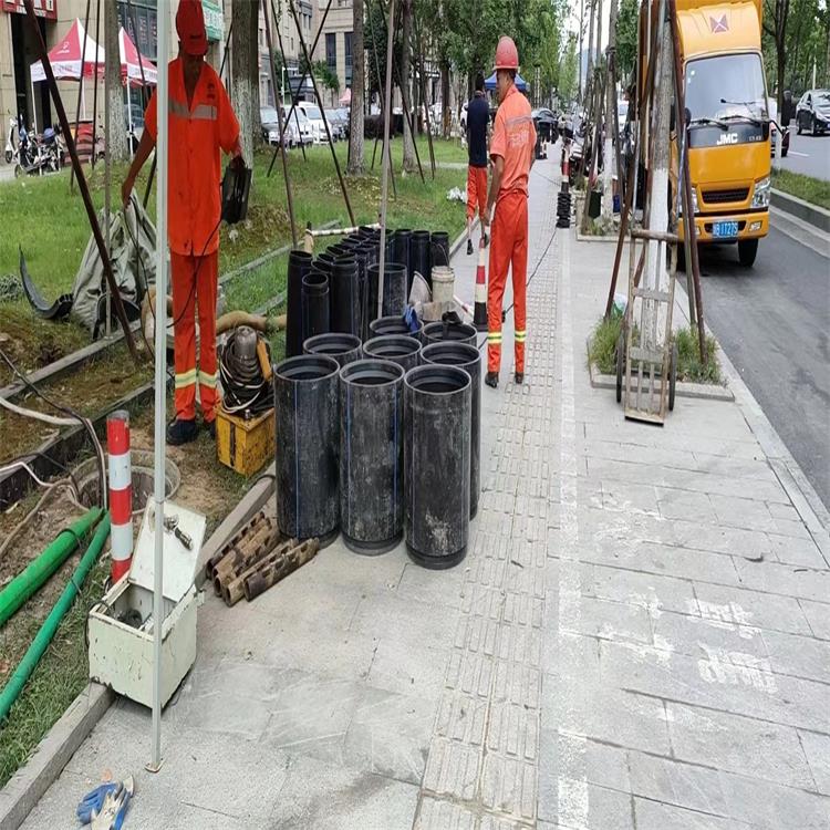 东方华侨农场管道短管置换修复