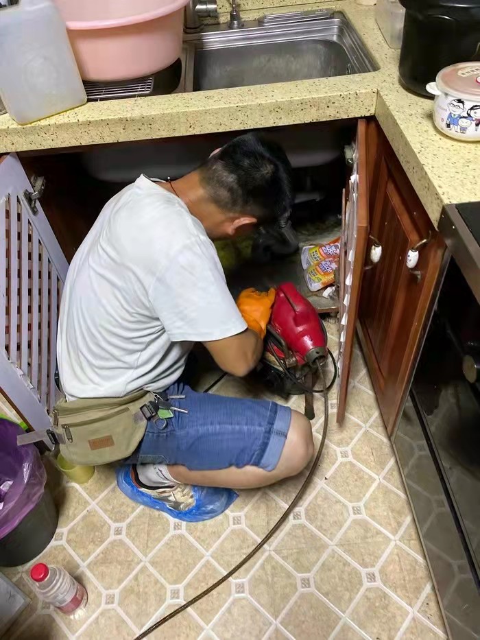 东方华侨农场通下水道